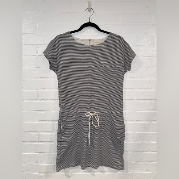Lou & Gray Drawstring Waist Casual Dress - Picture 6 of 16